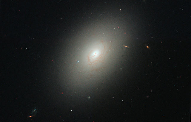 椭圆星系NGC 4150